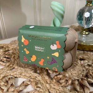 Morgan and Grace bath bombs